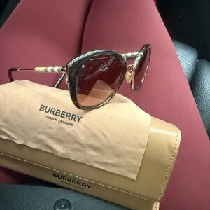 Burberry sunglasses